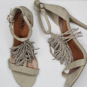 Mossimo tan heels